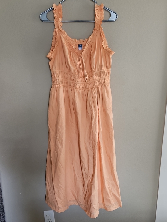 Old Navy Dresses & Skirts - Orange/peach Midi Dress